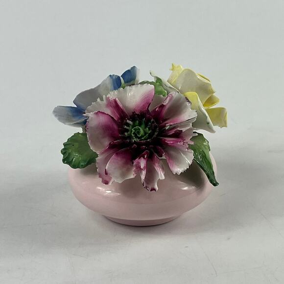 Crown Royal Bone China England Floral Figurine Pink Vase Hand Painted 1950s - Picture 2 of 8